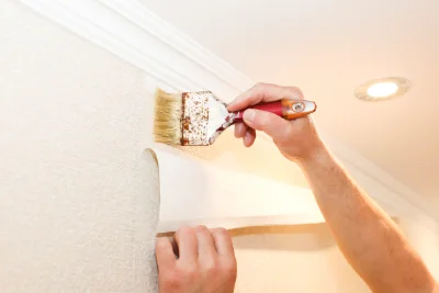 Pose de papier peint à Champvoux — revêtements muraux et toiles de verre